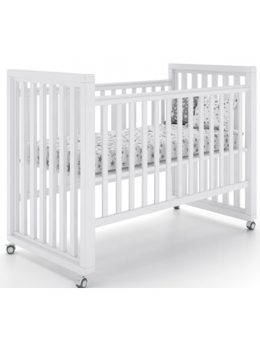 מיטה תינוק ליה לבן  בעיצוב נקי ומראה חדשני